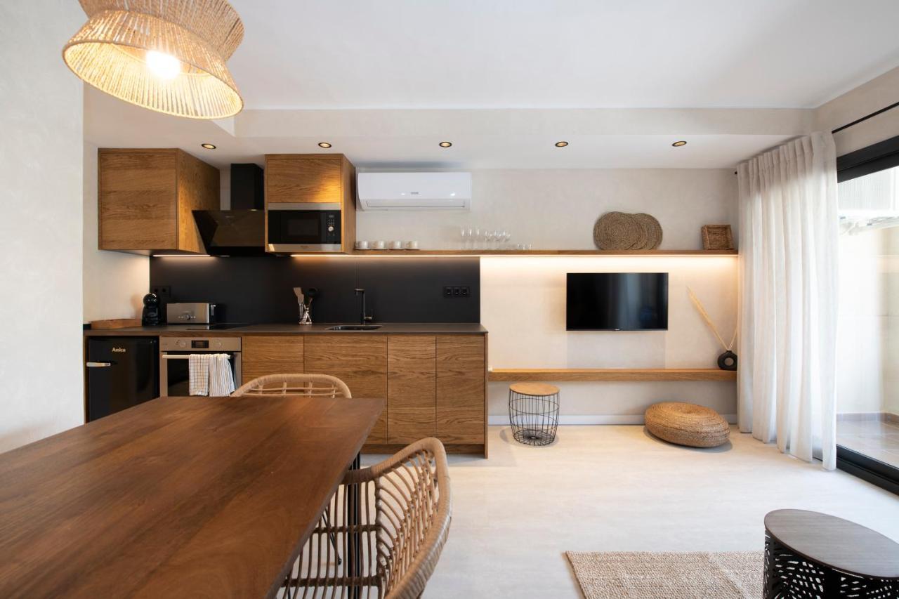 Apartamentos Marplana Кастельдефельс Экстерьер фото