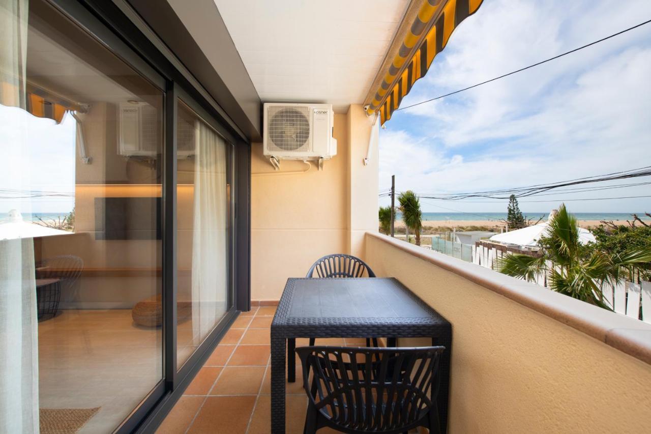 Apartamentos Marplana Кастельдефельс Экстерьер фото